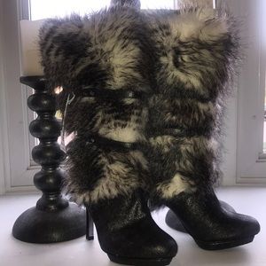 Isabel Toledo Faux Fur Boots Sz 9